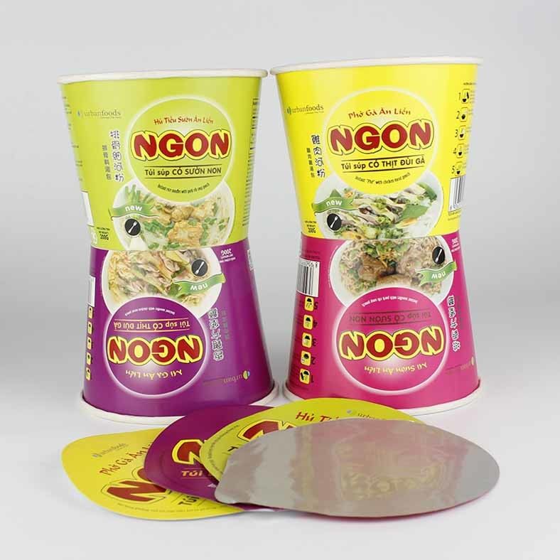 Custom Eco-friendly food grade paper Instant Noodle Cup Noodles Pengemasan Dengan Tutup Segel Aluminium